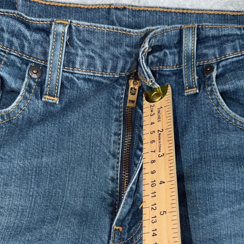 Levi's Slim Fit Jeans in Classic Blue